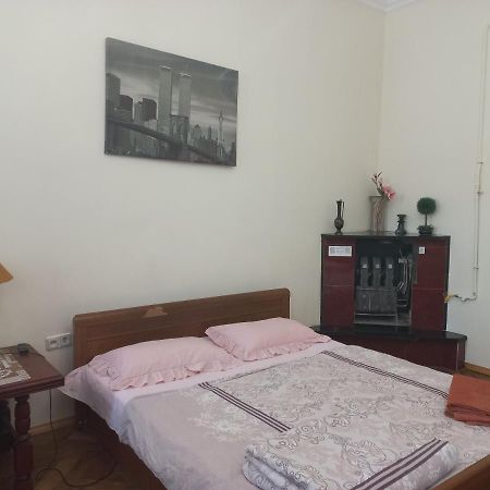 Ferienwohnung Затишна Оселя Lemberg Exterior foto